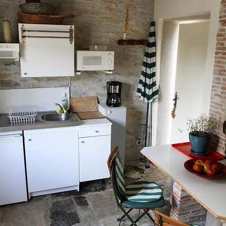 Maison D'hotes Domaine De La Rhue Holiday home *